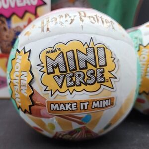 MGA Miniverse Harry Potter Honeydukes Make It Mini 11pc Set Box Mystery DIY Toy